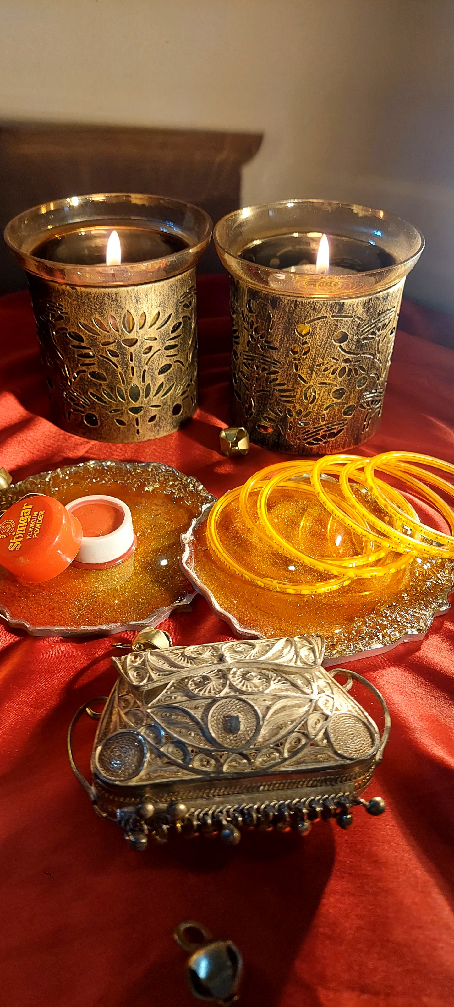 FESTIVE / VANITY- SUNRISE COASTER SET OF 2 AND 4 - RESINVERSELUX- Where Art meets Soul